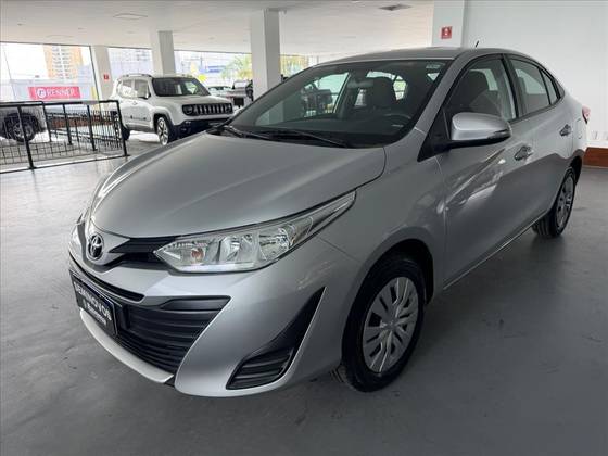 TOYOTA YARIS 1.5 16V FLEX XL PLUS CONNECT MULTIDRIVE TOYOTA YARIS 1.5 16V FLEX XL PLUS CONNECT MULTIDRIVE